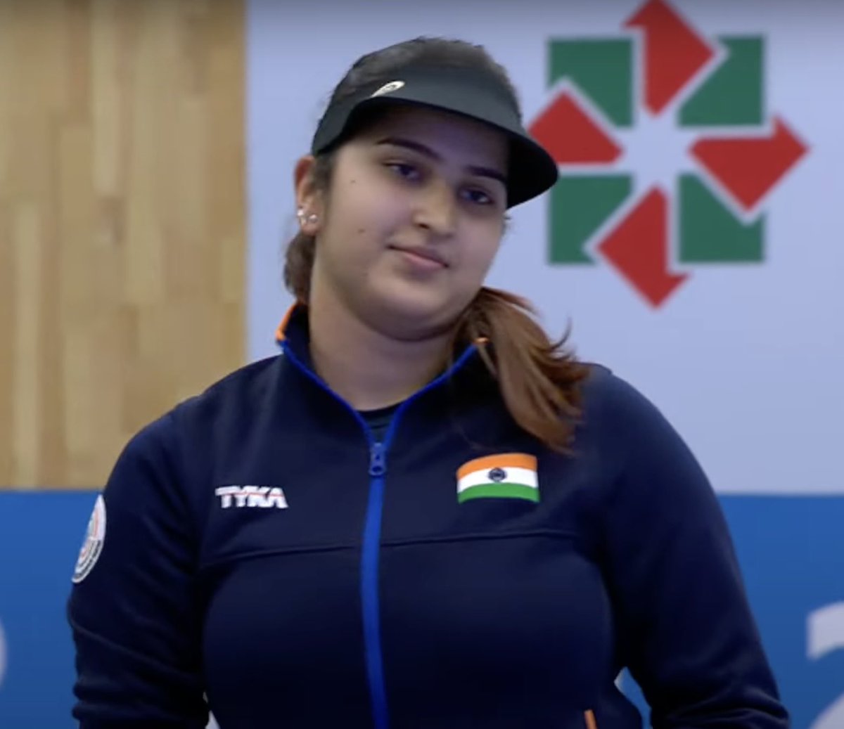 Incredible shooting by @SangwanRhythm as she seems to have smashed a 20-yr old #worldrecord with a score of 595 to top the women’s 25m pistol 🔫 qualifiers.
@Media_SAI @DeoKalikesh

#Shooting #ISSFWorldCup #Rifle #Pistol #Baku #TeamIndia #IndiaShooting #ShootingSport #India