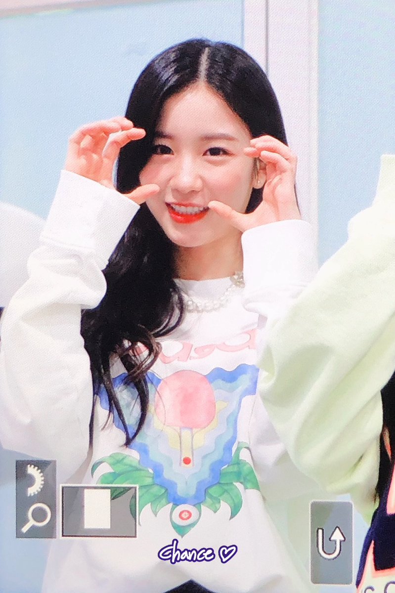 chance_wy's tweet photo. 230513 #우아 #우연 https://t.co/wKxsP8jRe5