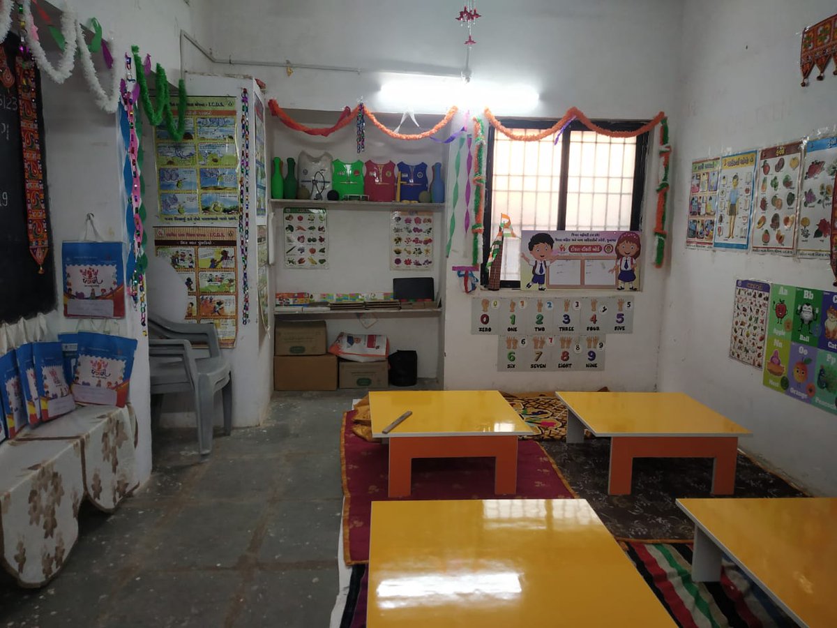IcdsDist's tweet photo. માનનીય જીલ્લા વિકાસ અધિકારીશ્રીના પુરસ્કારની રકમમાંથી જીલ્લા પંચાયત જુનાગઢના તાબા હેઠળની કુલ પાંચ આંગણવાડી કેન્દ્રોને સ્માર્ટ આંગણવાડી બનાવવામાં આવેલ. https://t.co/YMGhmbloWT