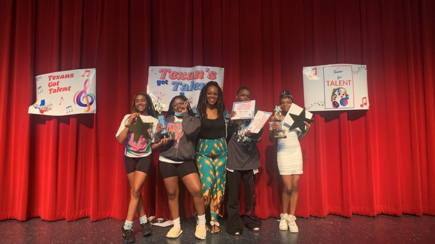 LoveJonesABJ's tweet photo. Thank you @MrsPurvis17 @heyymrschipley Ms. Lawson Ms. Dorsey and Ms. Coleman for being amazing judges! https://t.co/AaZQDaZBhY