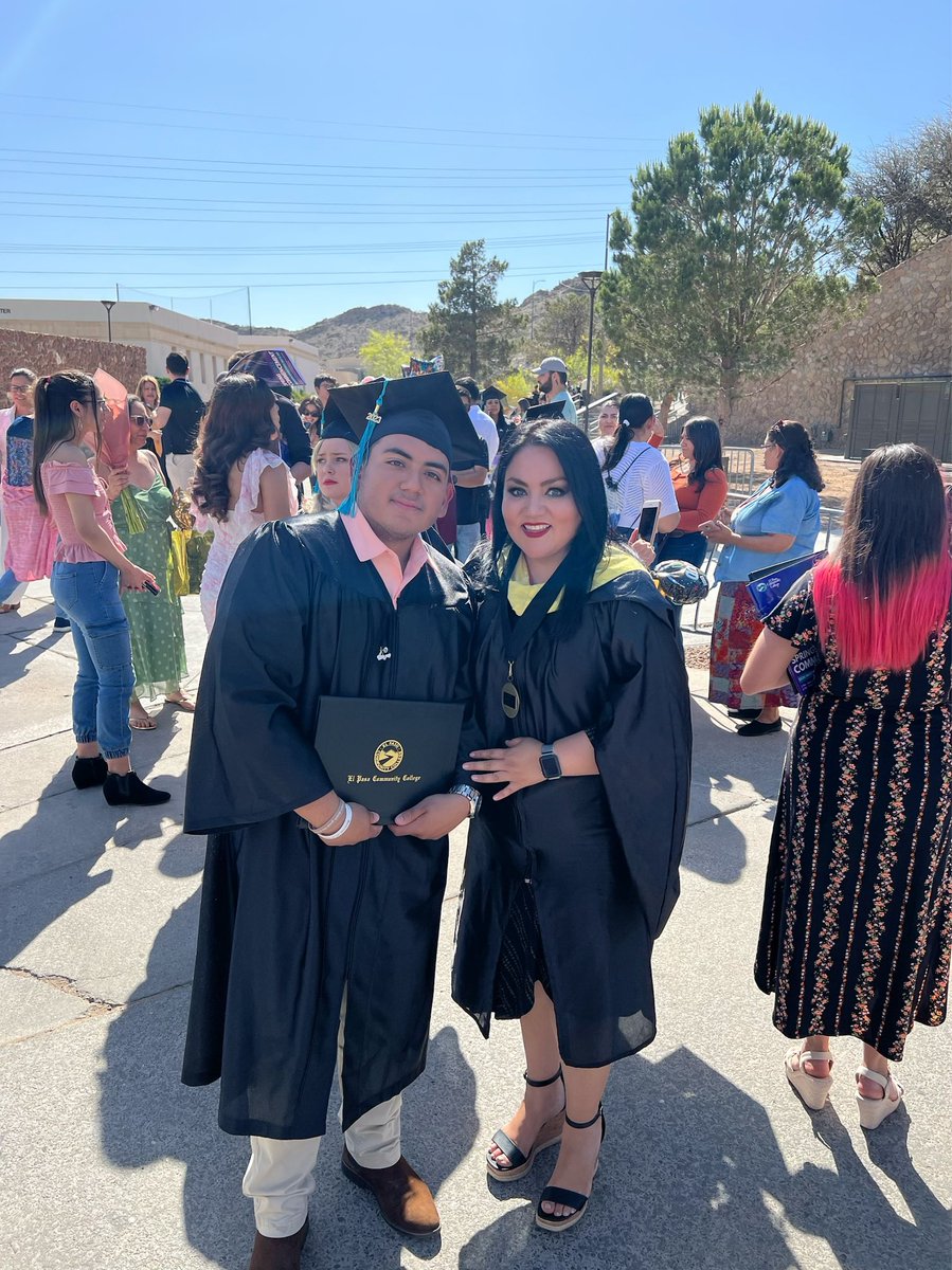 Lorely Ambriz tweet media