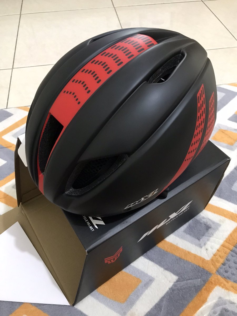 ersadaalawi's tweet photo. WTS!

Helmet MXL, size L, belum pernah dipakai sama sekali karena kebesaran,

Nett 200.000

#fnfjb https://t.co/bPRGj3ATpq