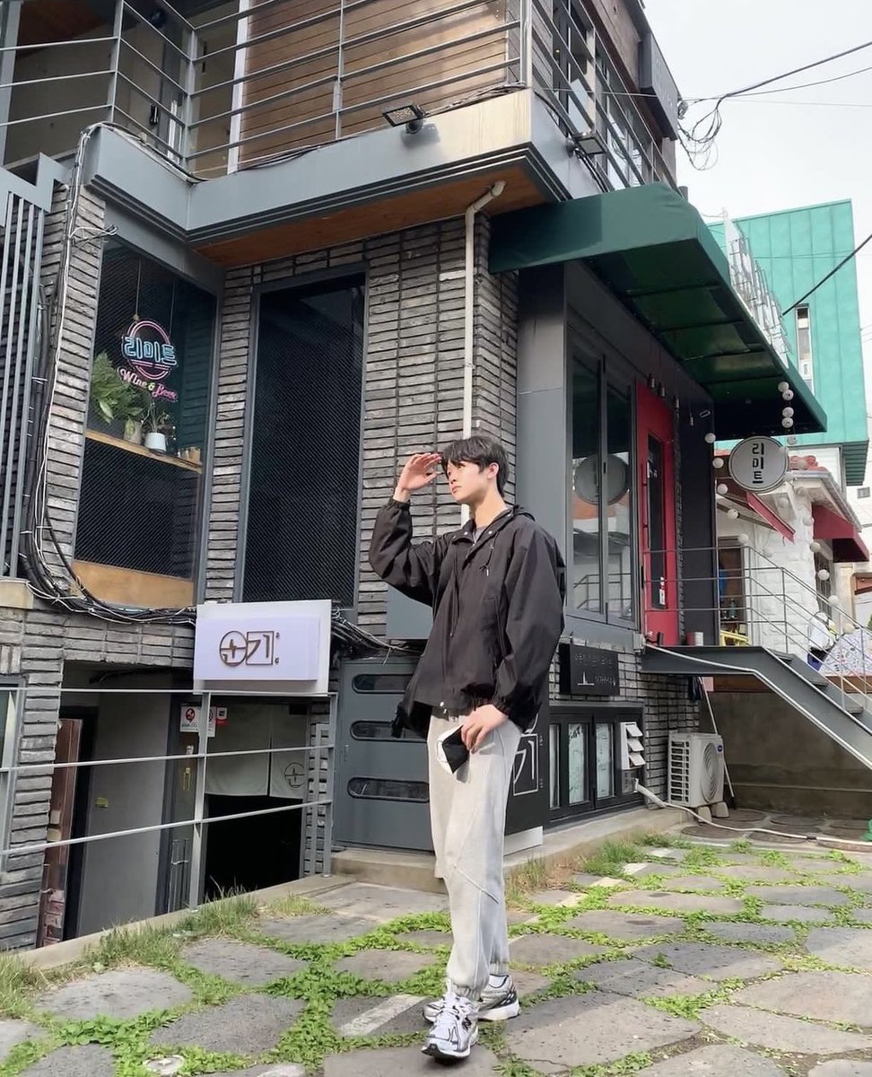 moolove04's tweet photo. #마징시앙 인스타 https://t.co/PyuXcM8xfb