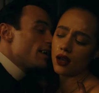 martinadaro1's tweet photo. Otra mediocre peli de #Vampiros #TheInvitation #InvitaciónAlInfierno #TerrorGótico en #HBOMax 👎
Son mejores #RunSweetheartRun en #PrimeVideo y #NoMeMates en #Netflix https://t.co/AT2o26JQvR
