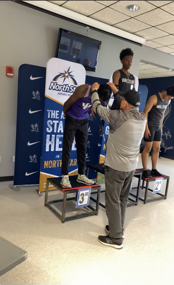 Iowa Wesleyan XC/TF tweet media