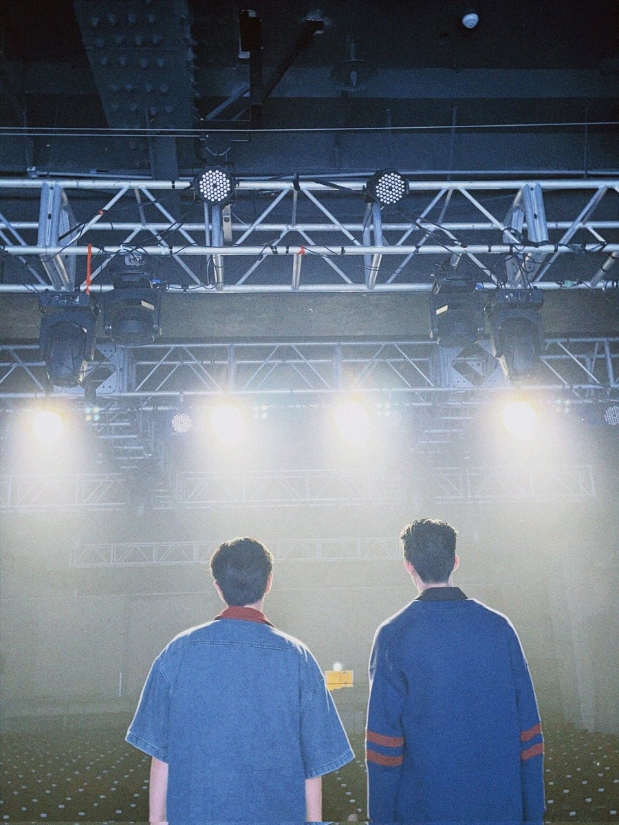 ซ้อมเสร็จแล้ว พร้อมมากๆ ครับ อยากเจอทุกคนแล้วววว มาสนุกไปด้วยกันน้าาา 🤎❤️

#EarthMix1stFMinTaipei
#GMMTV