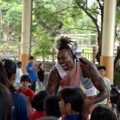 Dwight Howard on Twitter: "Changing the world’s future through the kids 💪🏾"