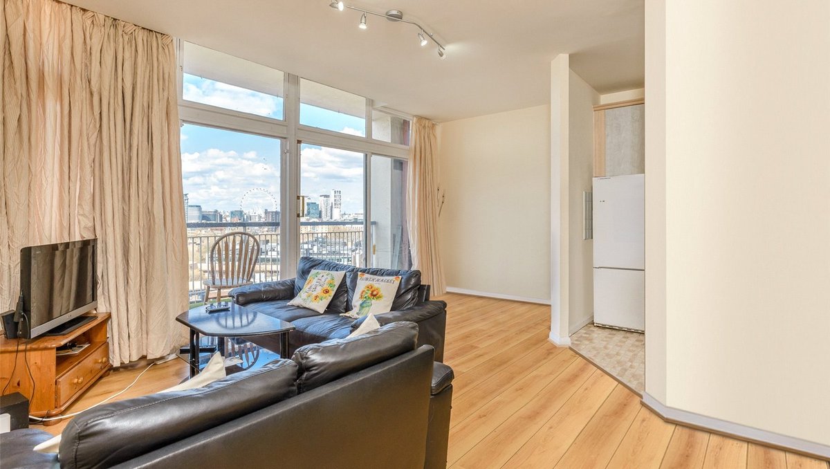 3 Bed Apartment For Sale - Elephant &amp; Castle £650k London Eye Views | Balcony | 10th Floor | 802 SqFt | Open plan | Right to Park | Two Bath | Double Bedrooms | Excellent Storage | Residents Gym &amp; Pool | 24 Hr Concierge | Chain Free | EWS Compliant

mylondonhome.com/property-for-s…