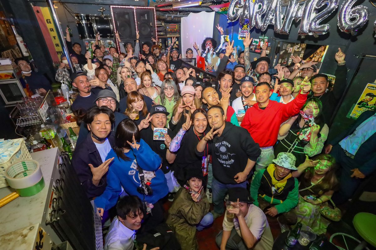 2023.5.11
【ARTICAL IN TOKYO】at/Garam 新宿
お疲れ様でした！
バッファローソルジャー0泊の弾丸歌舞伎町ライブでしたが、なまら濃密でエグい一夜を過ごさせてもらいました🔥
またよろしくお願いします🙏🏼
ARTICAL IN TOKYO関係者、遊んでくれた皆さんありがとうございました‼️
#巣 #レゲエ #音楽
