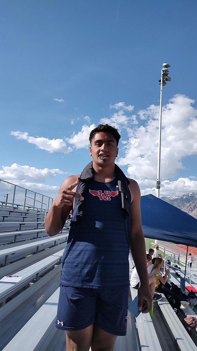 Had a great time at regionals this week, was able to place third in shot. Now off to state💥⚡️#wxfootball