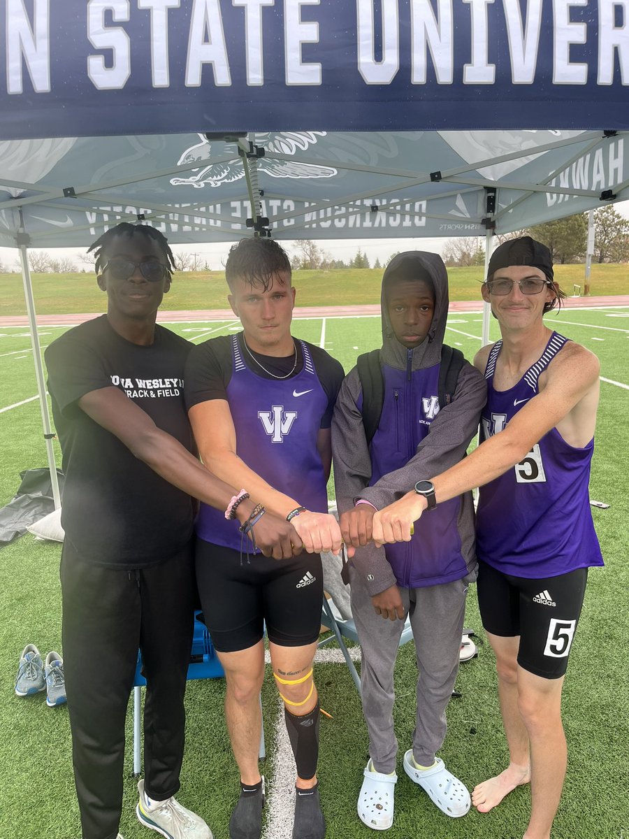 Men’s 4x400 meter relay places 4th in the final event of the meet!

Legs included Brady Musgrove, Judah Rivers, Jabez Rivers, and Kenny Tucker! 

Jabez picked up his 4th PR in his 4th race of the weekend with a 49.9 split to lead the Tigers to 5 more team points! 

#WeAreIW