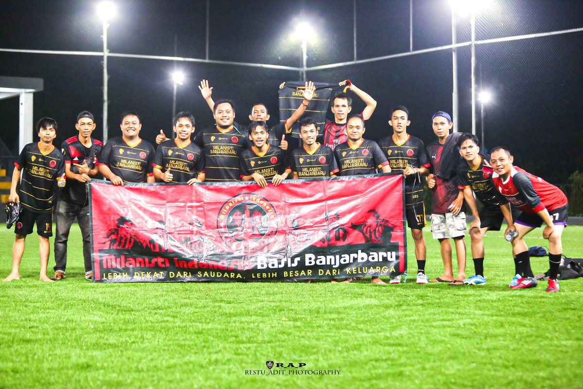 Minitrofeo

Rabu, 10 Mei 2013

#milanistiIndonesia #milanistibanjarbaru #acmilan #banjarbaru #RugiKadaUmpat #12AKATSALAWASAN