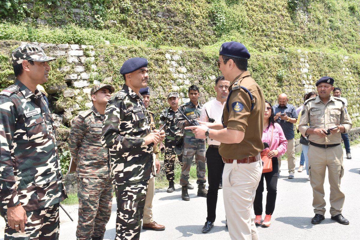 69BnSSB_INDIA's tweet photo. Joint participation in state level mock exercise on earthquake of SSDMA under NDMA at district Pakyong (Sikkim)
#NDMA
#SSDMA https://t.co/90Kh7l0F8d