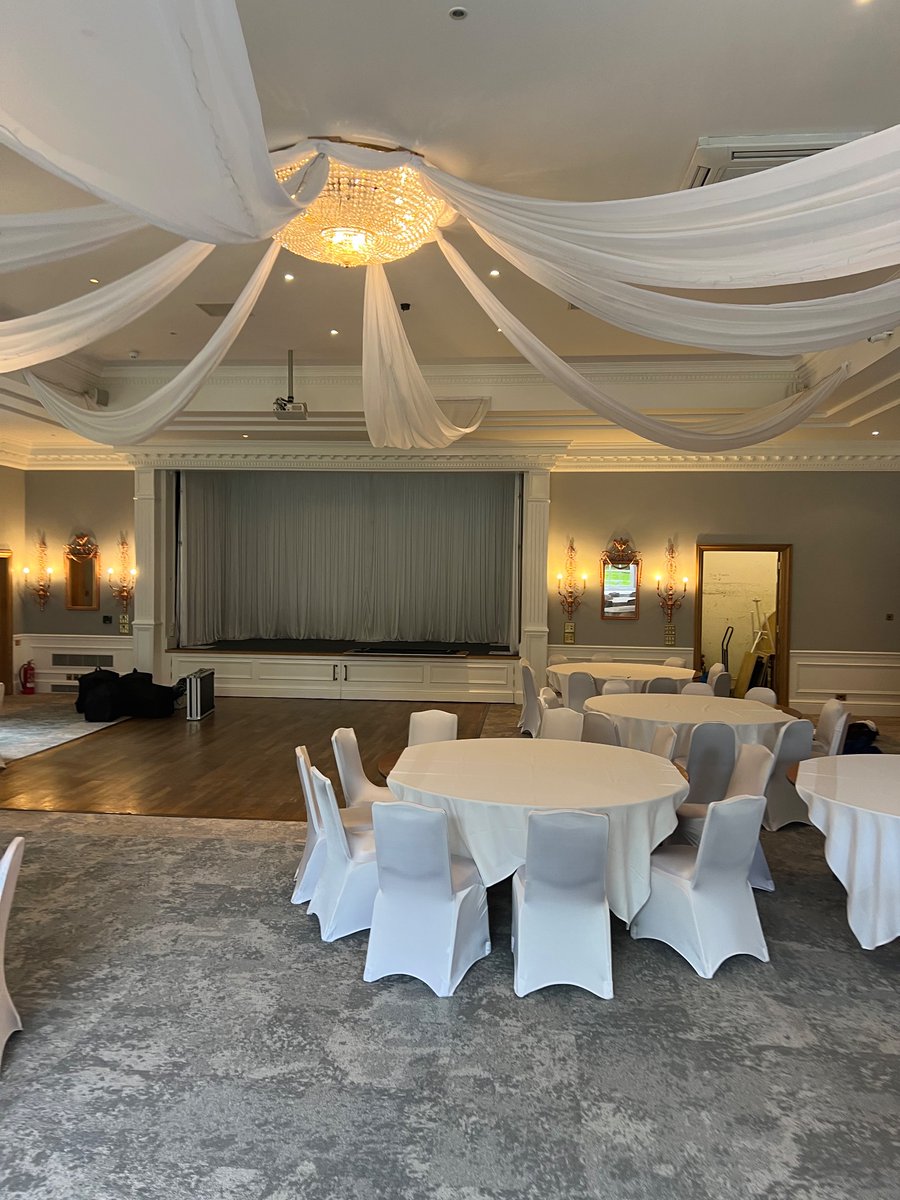 Lee Johns tweet media