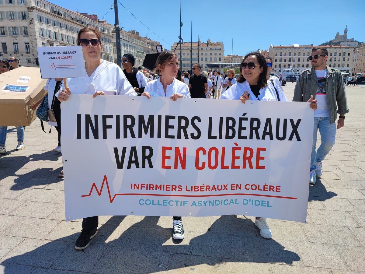 fournilemilie83's tweet image. Infirmiers Libéraux du Var en renfort avec les collègues Marseillais!!! Toute la France était dans la rue pour notre journée internationale 🤗🌟🥳
#infirmiersliberauxencolere #infirmiersliberauxmeprises #nonmerci 
@BFMTV @Qofficiel @FrcsBraun