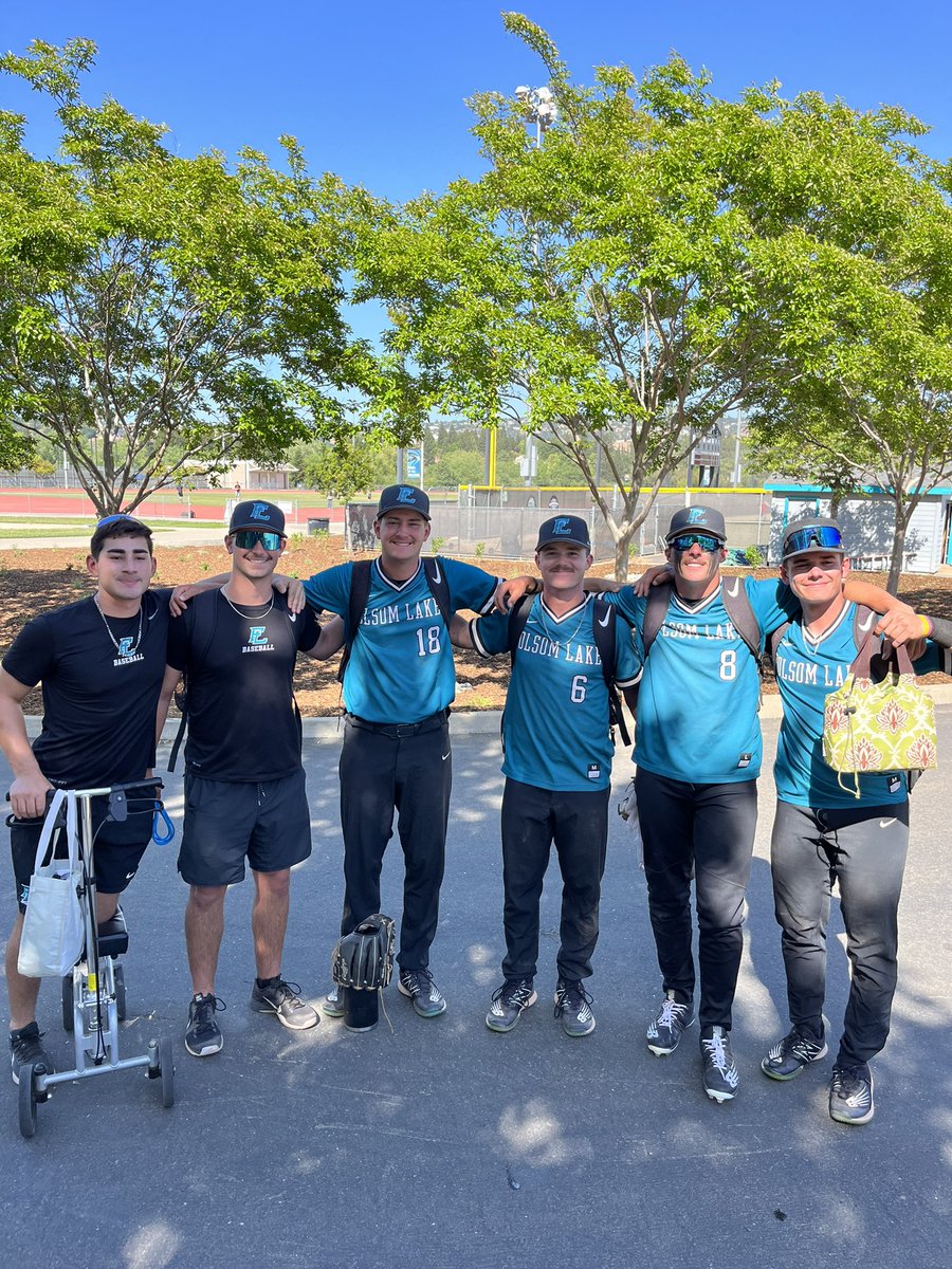 🤍🖤 I love these faces, this team and this program! In true “Dirtybird” fashion they gave us a million heart attacks and strokes in an 11 inning game to pull the W! Play hard and leave it all on the field tomorrow. Love you boys 🖤🤍 @flcbaseball #DB4L