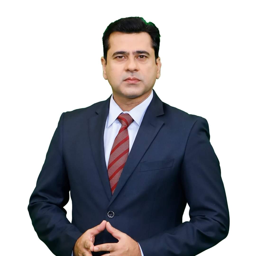 International Human Rights Foundation (@ihrf_english) on Twitter photo Pakistan🇵🇰: Prominent Pakistani journalist <a href="/ImranRiazKhan/">Imran Khan</a> has been abducted and is being illegally detained by the intelligence agency ISI, under the jurisdiction of Brigadier Rashid Naseer as per the confirmed reports.
Unconfirmed reports of torture have also been seen. Pakistan🇵🇰: Prominent Pakistani journalist <a href="/ImranRiazKhan/">Imran Khan</a> has been abducted and is being illegally detained by the intelligence agency ISI, under the jurisdiction of Brigadier Rashid Naseer as per the confirmed reports.
Unconfirmed reports of torture have also been seen.