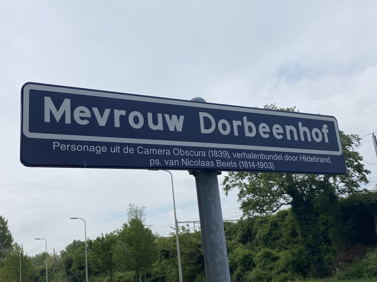 Nieuw in verkoop: mevrouw Dorbeenhof 4 Den Haag. Wie is mevrouw Dorbeen eigenlijk? #denhaag #wonen #starter #funda #makelaar
