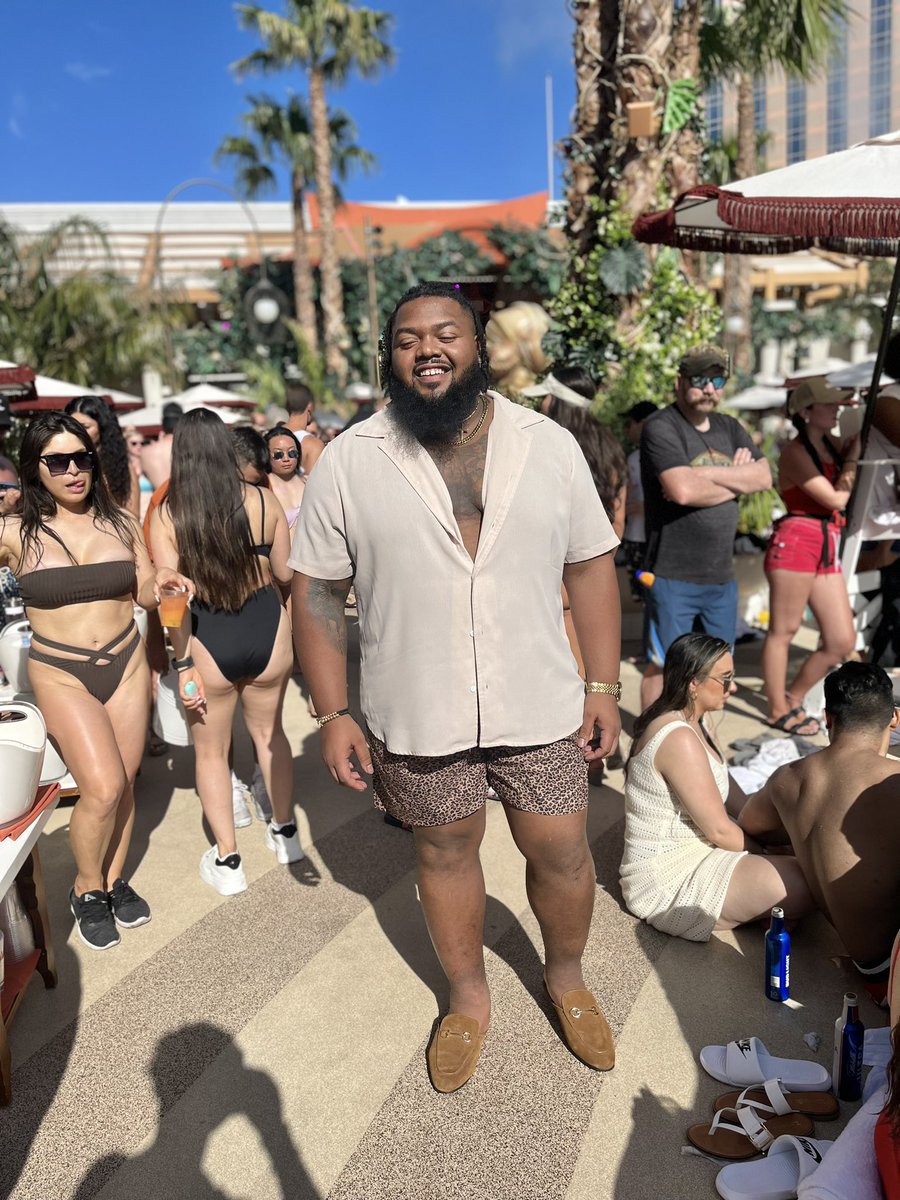 Bout a week ago 🍾🏖️ #TaoBeachClub #lasvegasstrip #lasvegas