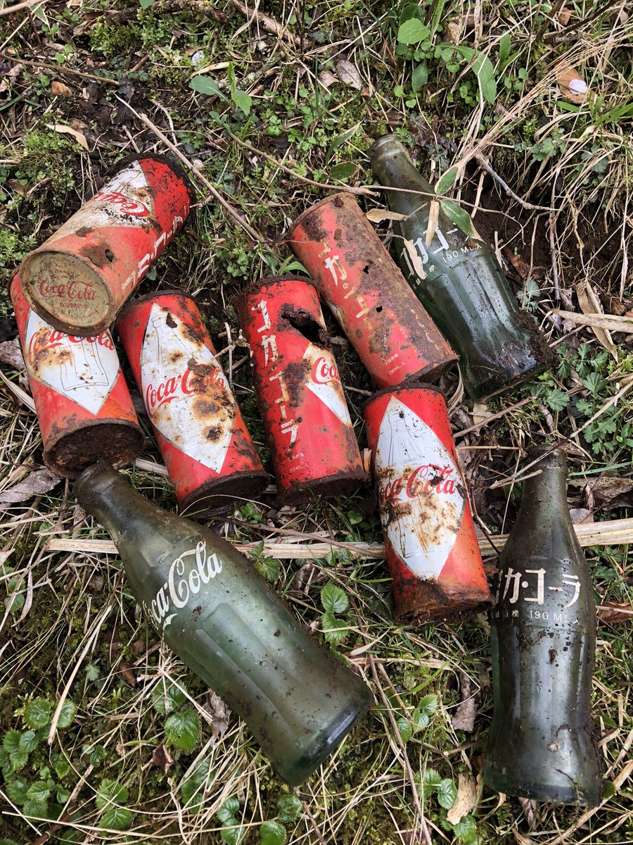これだけ初代コカ・コーラ缶が大量に出てくるのも珍しい。昭和40年に