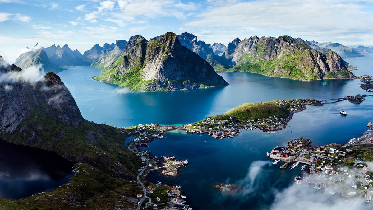 boerseonline's tweet photo. Diese 22 #Aktien aus #Norwegen, #Schweden, #Dänemark und Co bieten #Anlegern alle gleichzeitig hohe #Dividenden und niedrige #KGVs. Teilweise gehen die #Dividendenrenditen bis 23 Prozent. https://t.co/85QWu36LQ7 https://t.co/LtBb4l6xVp
