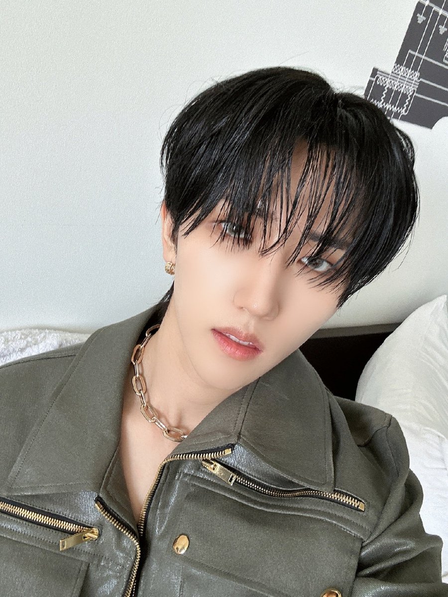 ELASTofficial's tweet photo. 🇵🇷♥️
⠀
#ELAST #엘라스트 #BAEKGYEUL #백결 https://t.co/YaM5dj7q35