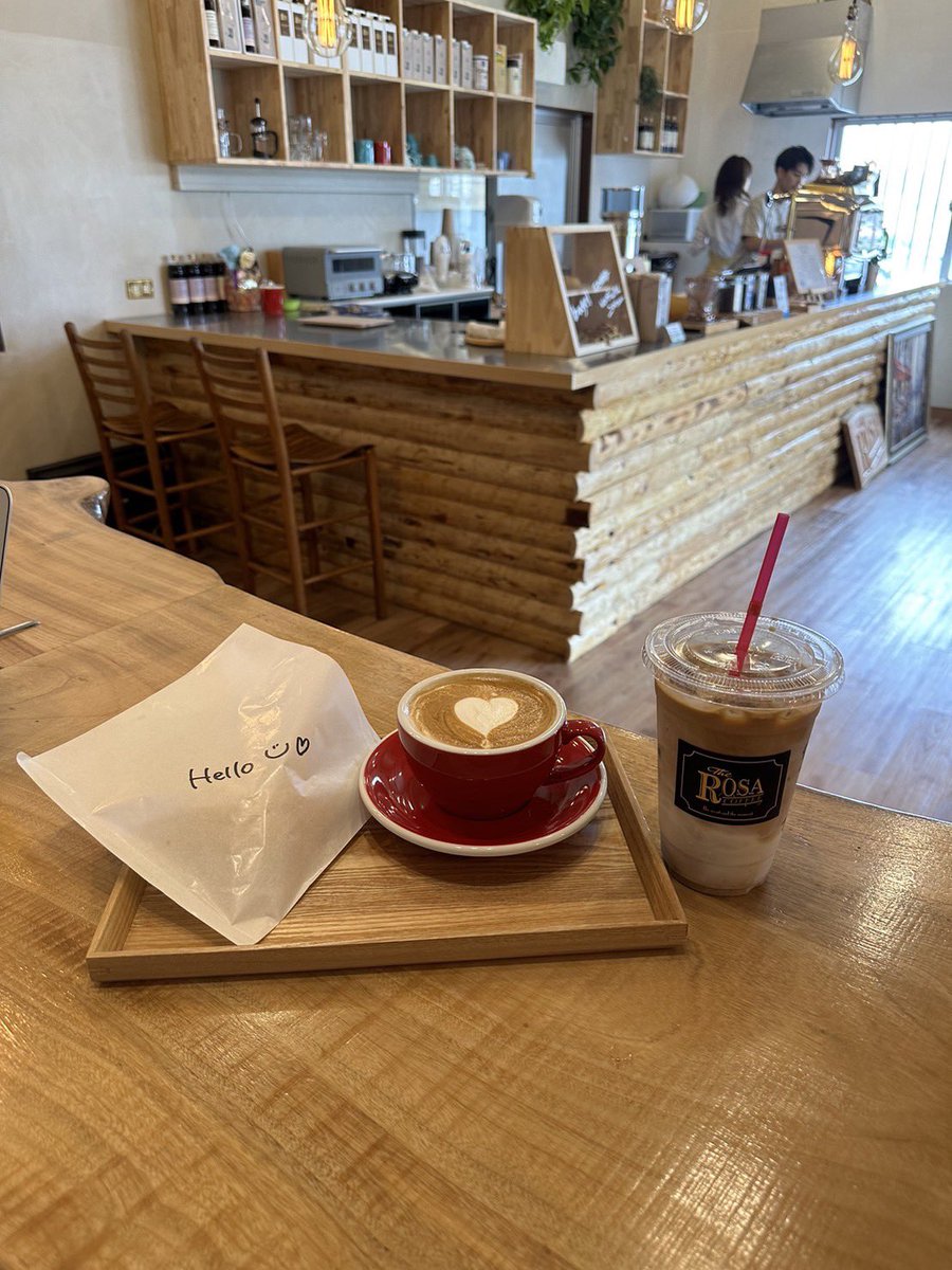 hatarakuonna's tweet photo. カフェ活
小禄が今アツい
小禄の奥武山にプレオープン中のROSA coffeeへ
通勤時いつも気になっていたカフェ
宮崎から沖縄へ進出してきたとのこと
珈琲はもちろん、ベーグルがもちもちして美味しい
お値段もお手頃
流行りそう
#ROSAcoffee #カフェ #沖縄 #奥武山 #珈琲 https://t.co/fZgZGKoNA2