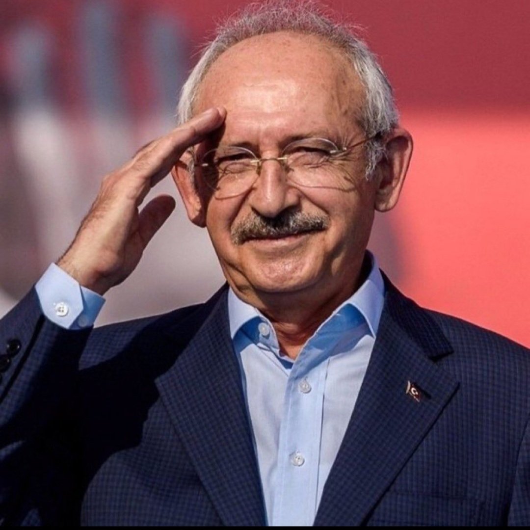 serdarashik's tweet photo. Oyumu kime atacağım... https://t.co/1ou6uUhZwS