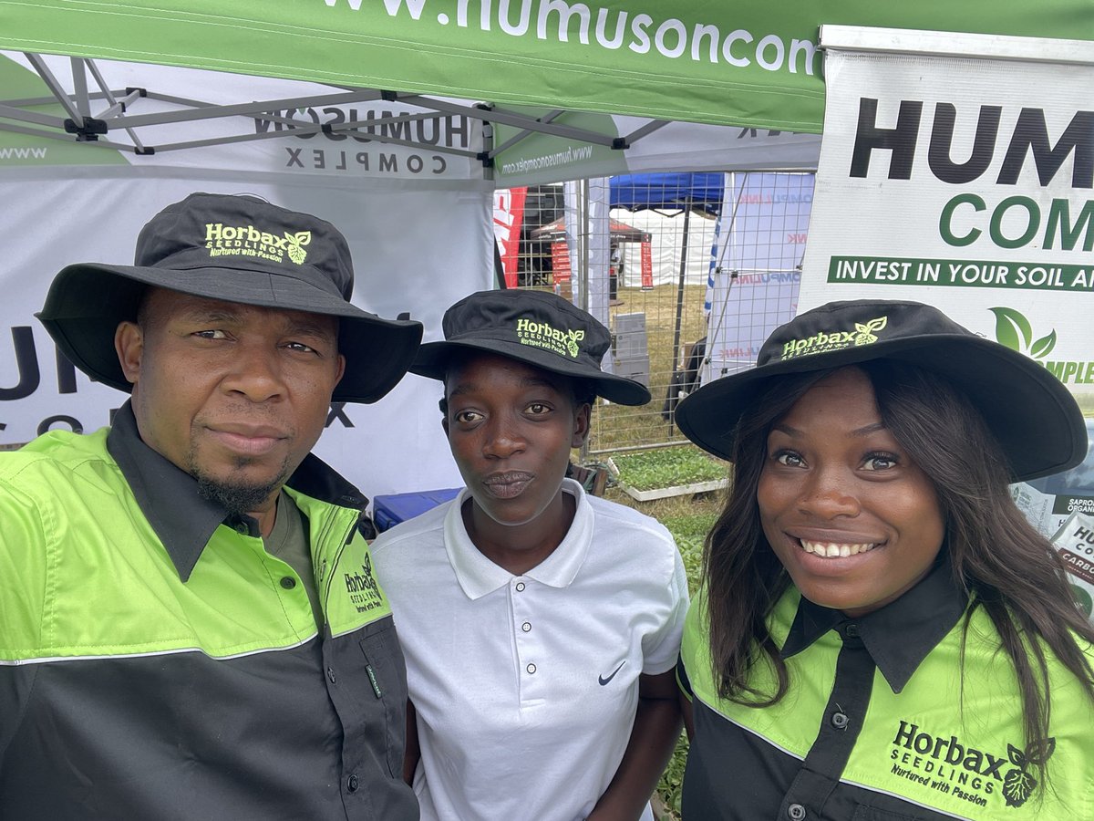 NgonieSanaz's tweet photo. ADMA with @Horbax_Farm team was lit. Only one nhubu @PhiriDivah was not there. We enjoyed meeting new friends there https://t.co/HOyY2lgVJj