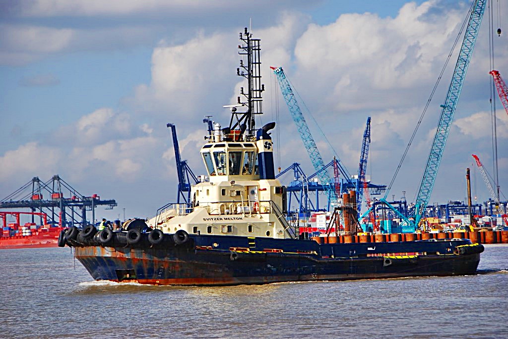 TheSuffolkMan's tweet photo. #SvitzerMelton #shippingtug #Felixstowe https://t.co/83UNing6C5