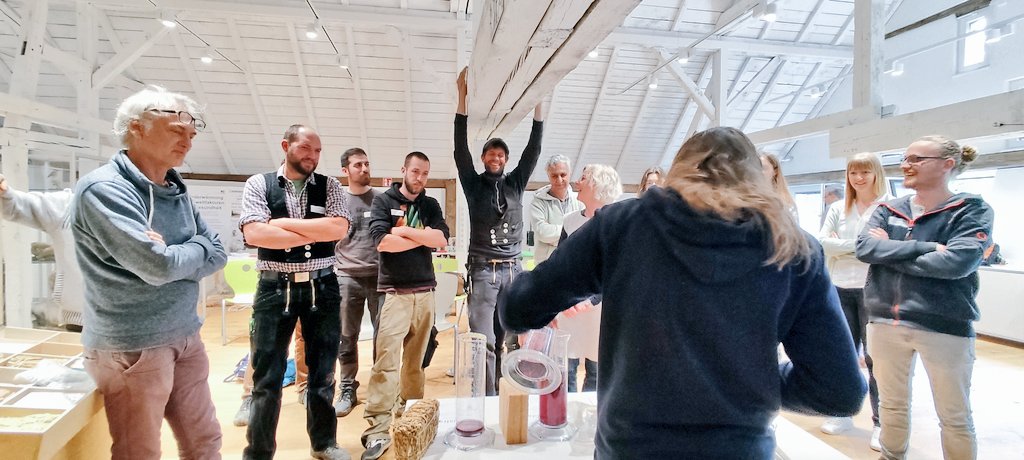 BurchertMichael's tweet image. "Guesstimate how much oil equivalents is necessary to produce a 25x25cm wall insulation segment at Passivhaus performance". "Action-LCA", is always so much fun, eye opener. #situatedlearning #criticalpedagogy