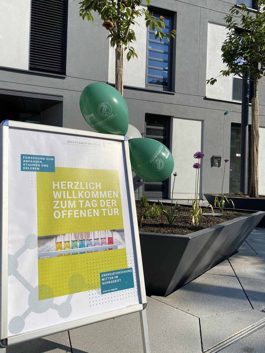 We‘re ready for our Open Day today 🥳 Come and join us from 10am to 4pm and discover the world of chemical energy conversion!