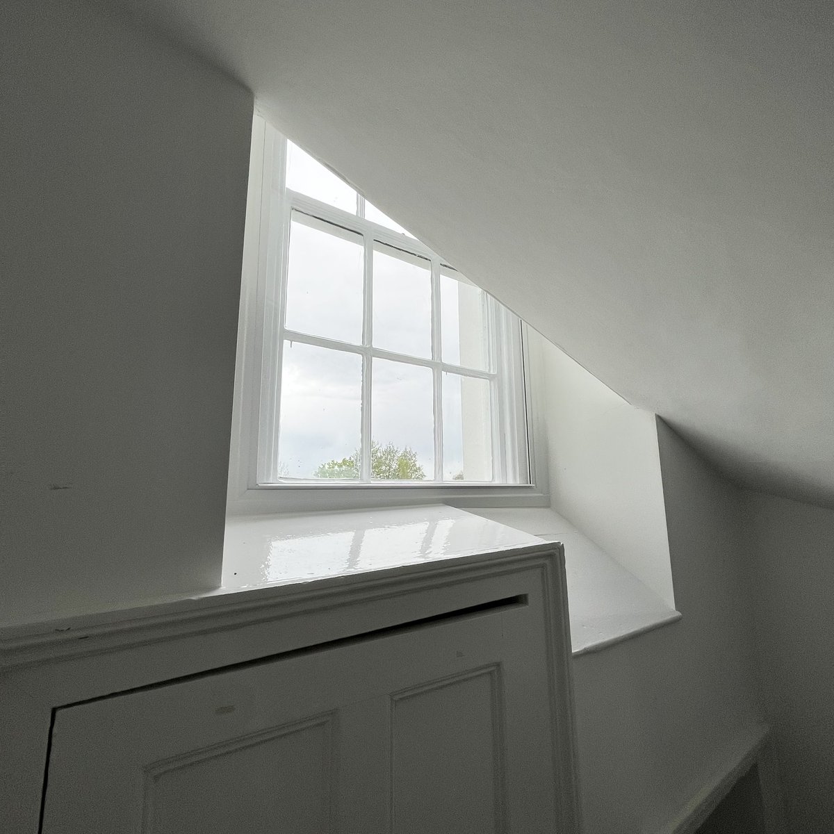 exeterglazing's tweet photo. This ‘lift out’ secondary glazing is an ideal solution for existing windows that require only occasional access, reducing heat loss and external noise.

#secondaryglazing #liftout #energyefficiency #sashwindows #homeinspo #topsham #exeter #exeterglazing #exeterbusiness https://t.co/7ubvsbwwXT