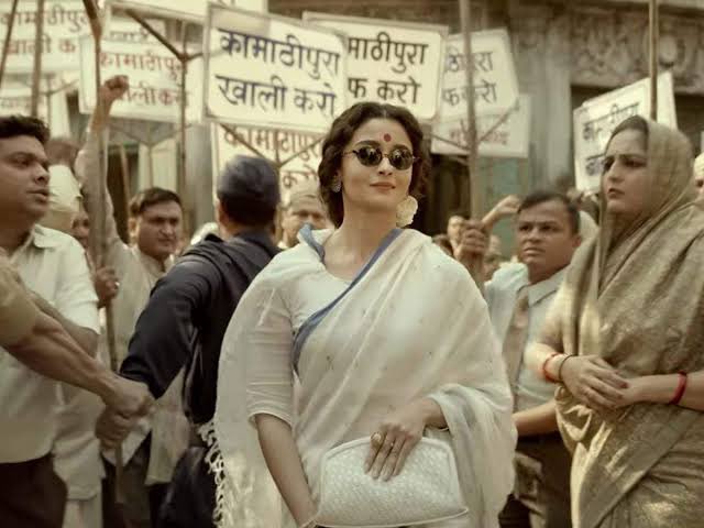 lakshmiunwomen's tweet image. From a memorable performance in my all time favourite ’Raazi’ to a celebration of women’s strength in a commanding portrayal as Gangubai! @aliaa08 is epitome of immense talent &amp;amp; empowerment &amp;amp; a woman of substance. A well deserved award for a youth icon!
Miles to go! 

#IBLA2023