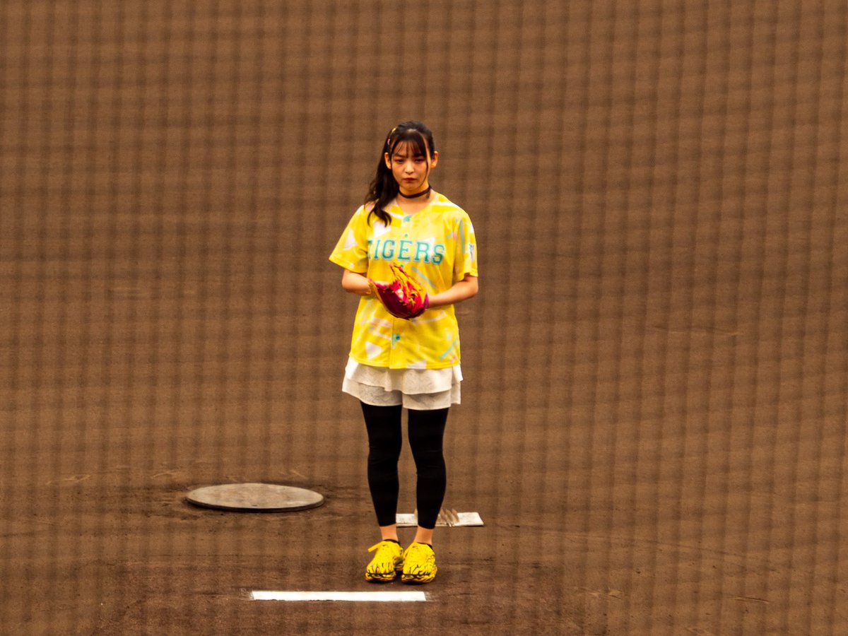 candymisasa's tweet photo. さて始球式も現像。
上坂さんのしなやかな投球をどうぞ！
#すみぺ甲子園始球式 https://t.co/haaGmaeLax