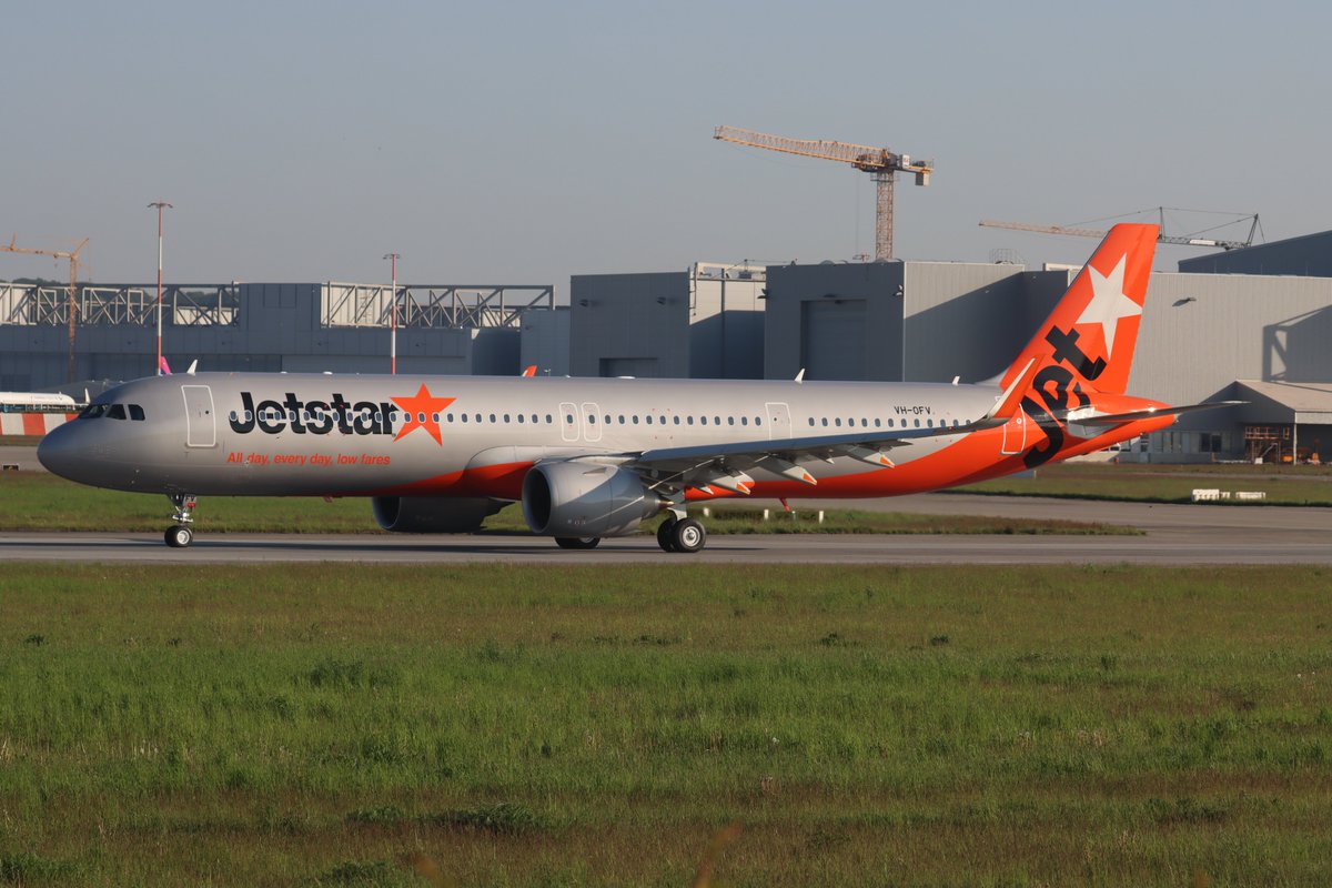 Tobias_Gudat's tweet photo. #321nx delivery flight @JetstarAirways VH-OFV
@jetstar flight route XFW-BOM-PER-MEL
@Melair https://t.co/4NtKeRxZtE