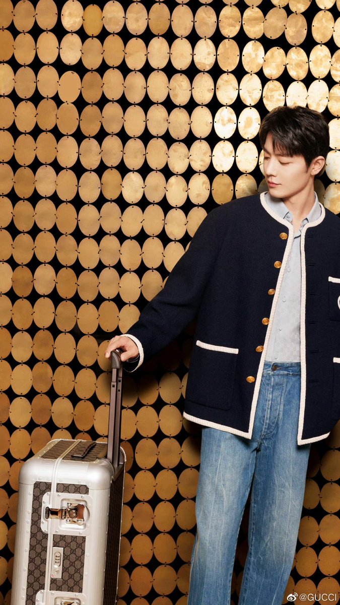 ZhanYiboTurkey's tweet photo. GUCCI Weibo Güncellemesi

Aktör, şarkıcı ve marka elçisi Xiao Zhan'in yeni ilkbahar/yaz yolculuğuna katılın.

 #XiaoZhan #肖战 #샤오잔 #เซียวจ้าน https://t.co/94ixrEcwot