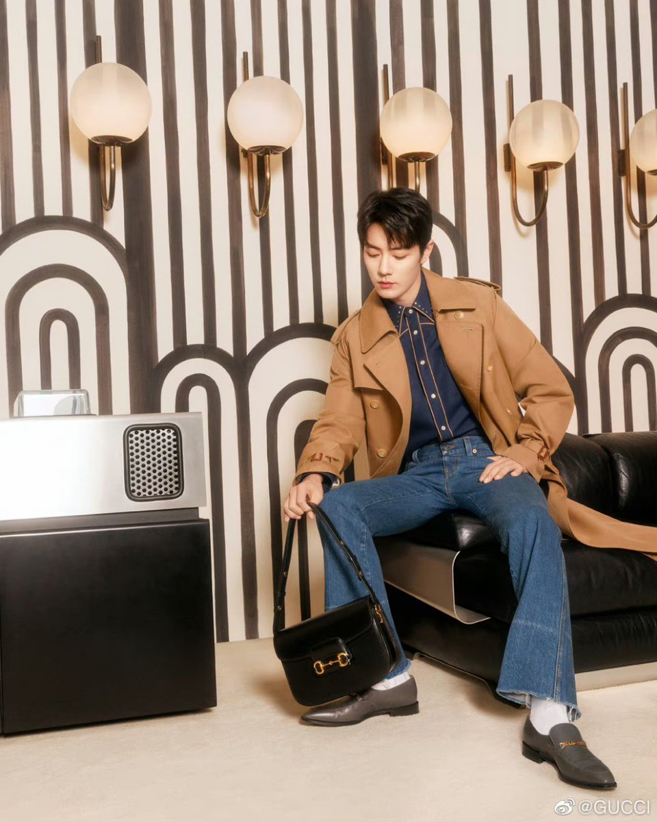 ZhanYiboTurkey's tweet photo. GUCCI Weibo Güncellemesi

#XiaoZhan #肖战 #샤오잔 #เซียวจ้าน https://t.co/vxGx1timNw