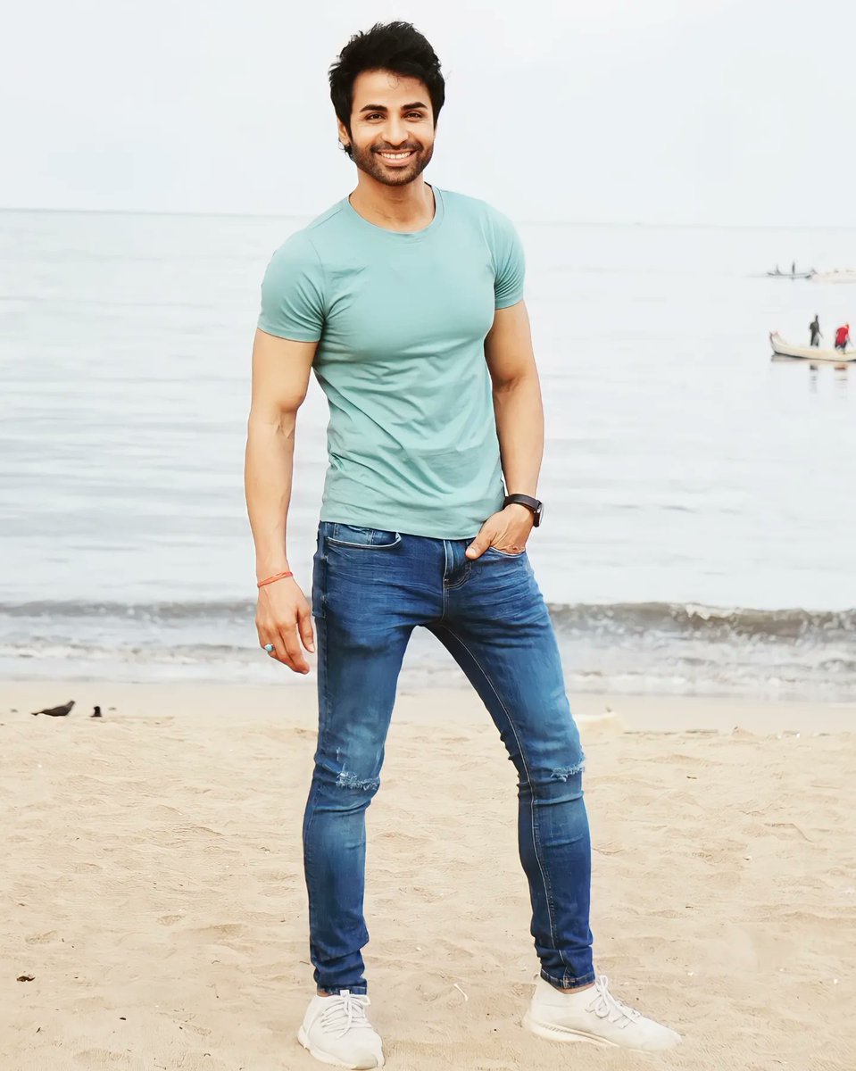 sannjjoy's tweet photo. #kalawati #eklavya #dildostiduniyadari #lagnachibedi #primark #mens #actorslife #indianactor #menofindia #marathicelebrity #marathidhamaal #marathicelebs #katarutekunala #FitnessModel #sunmarathi #marathistars #marathiactors #mensphotography #mensfashion #sannjjoy #sanjayshejwal https://t.co/K1RNGcvyf5
