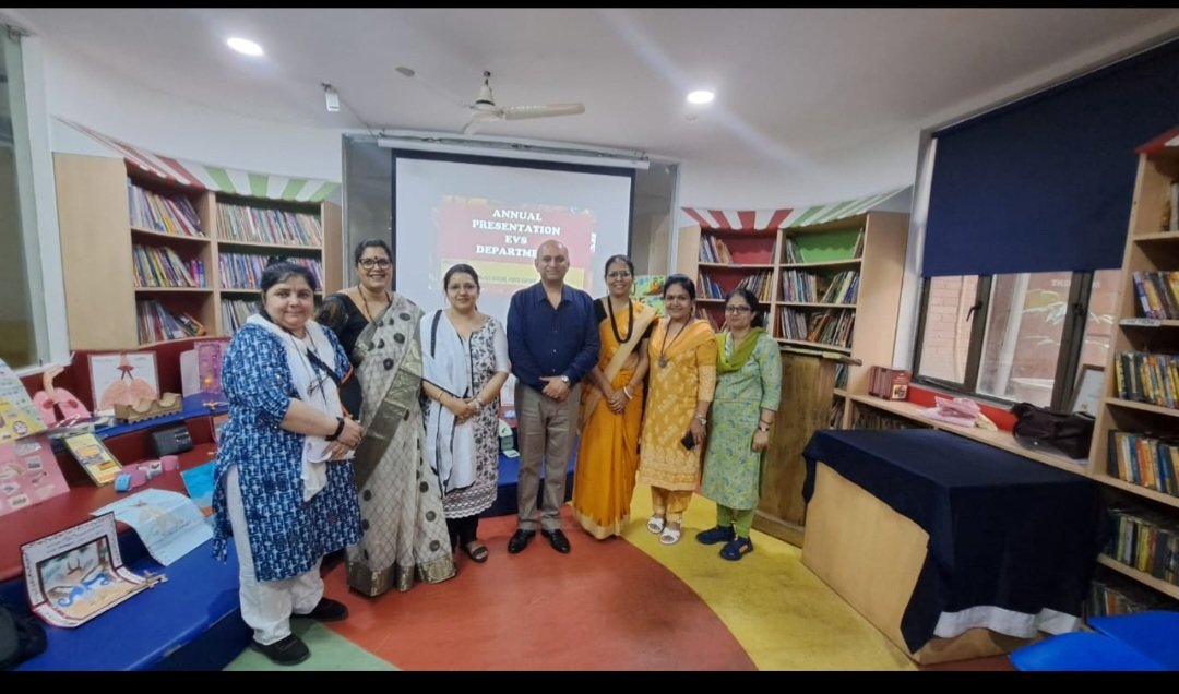 #ahlconintl Preparatory section EVS department conducted departmental workshop. It showcased different innovative practises for through learning of concepts in class. <a href="/ashokpdy/">Ashok Kumar</a> <a href="/y_sanjay/">Sanjay Yadav</a> <a href="/pntduggal/">PUNEET DUGGAL</a> @Kavita_hm <a href="/sunandask21/">Sunanda S. Kumar</a> <a href="/ShandilyaPooja/">Pooja Shandilya</a> <a href="/BinduRajeshwar/">Bindu Rajeshwar</a>