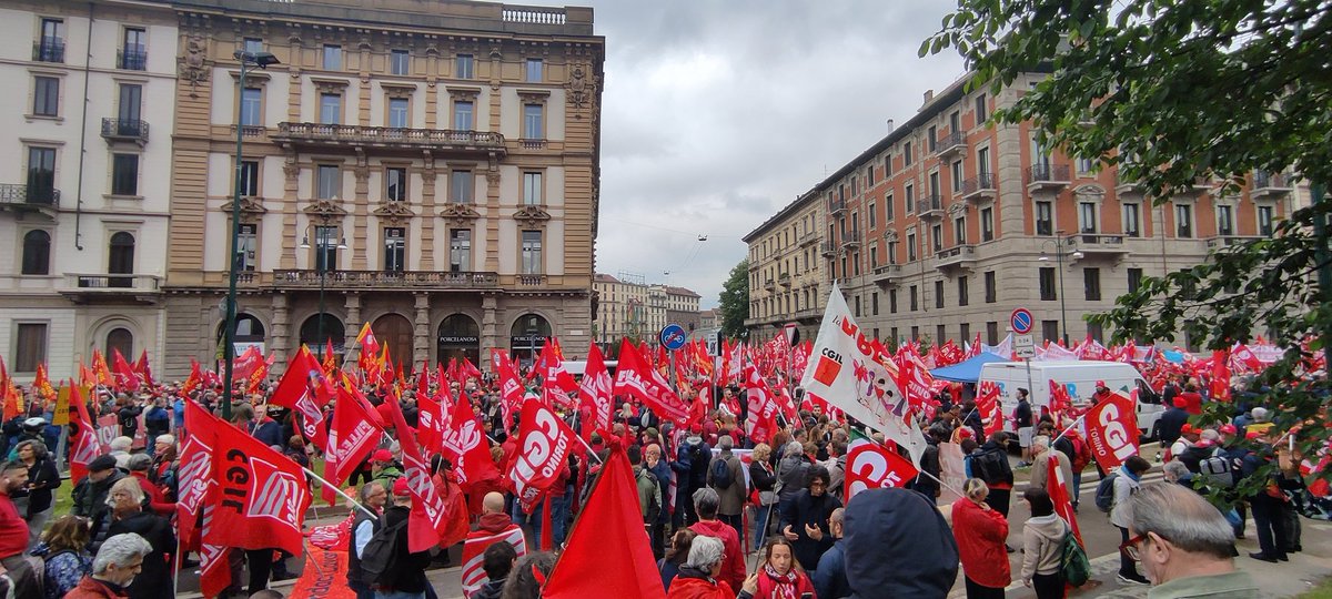 In piazza con la #Cgil contro il #DecretoLavoro. I lavoratori ci sono, è tempo di organizzarli con rivendicazioni all'altezza degli attacchi #MeloniVattene