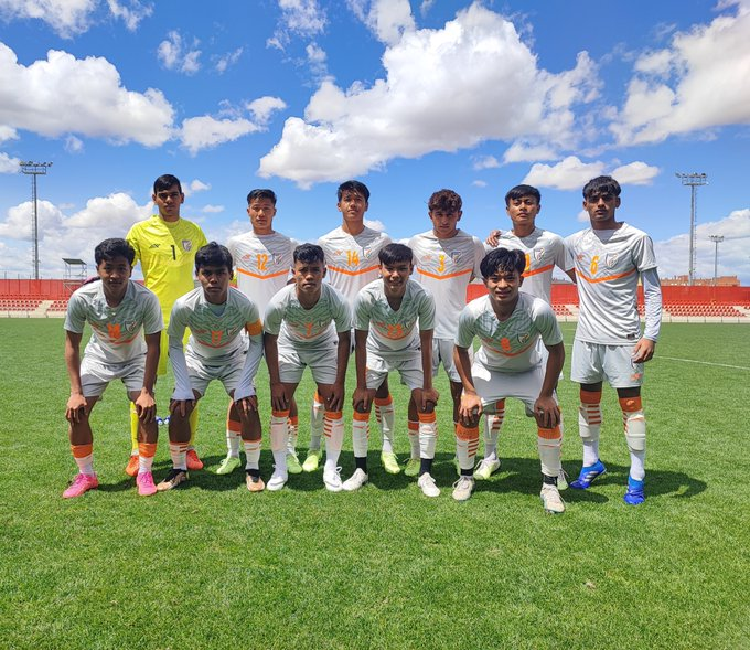 DaaVinci96's tweet photo. The Blue Colts remain focused despite a difficult finale to their Spanish tour. With their sights set on their approaching Germany tour, they are eager to put what they have learned into action and strive for excellence.
#ATLIND #BackTheBlue #IndianFootball https://t.co/oPDneHK8Us