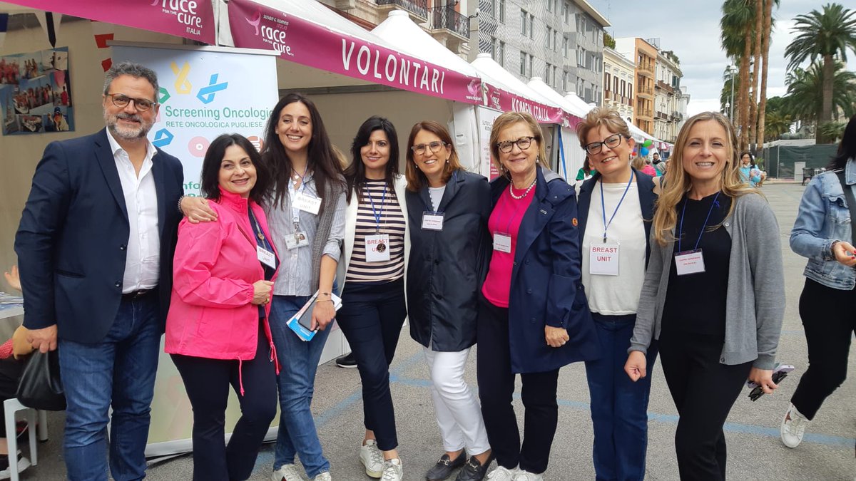 AslBari's tweet photo. La #Raceforthecure è la corsa di #solidarietà contro il #cancro alla mammella e offre anche la possibilità di saperne di più sugli screening oncologici. Nel “Villaggio della Salute” ci sono medici e operatori sanitari della #ASLBari per fornire tutte le #infoutili per #aderire https://t.co/4exFGDPzlO