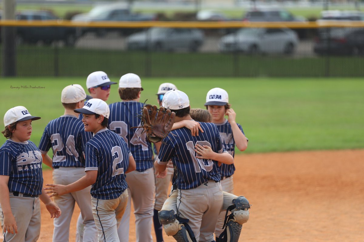michelepayne's tweet photo. What’s shakin? @MarucciSports 
Showing #2029 candids https://t.co/iBqLdb89Ht
