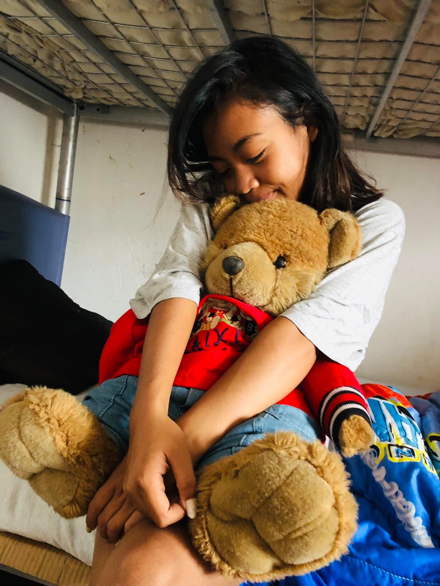 Avachan110780's tweet photo. your attention please...big morning hug  ☺️ ☺️ ☺️ #bighug #kisskiss #chatlive #camtocam https://t.co/SQlaf5EnbZ https://t.co/ONt7Bn6qTf
