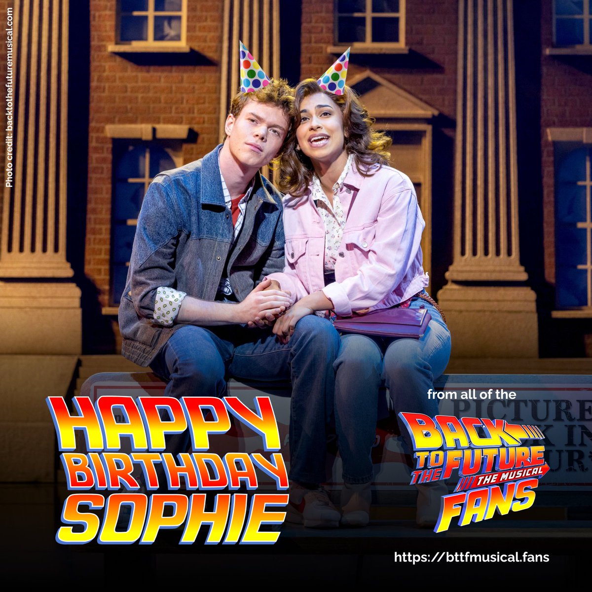 HAPPY BIRTHDAY to @sophienaglik who brings her beautiful voice to #JenniferParker and many other residents of #HillValley in @BTTFmusical 🥳

Have a wonderful day, Sophie!

#bttfmusical #backtothefuturemusical #backtothefuturethemusical #bttf #backtothefuture #westend #musical