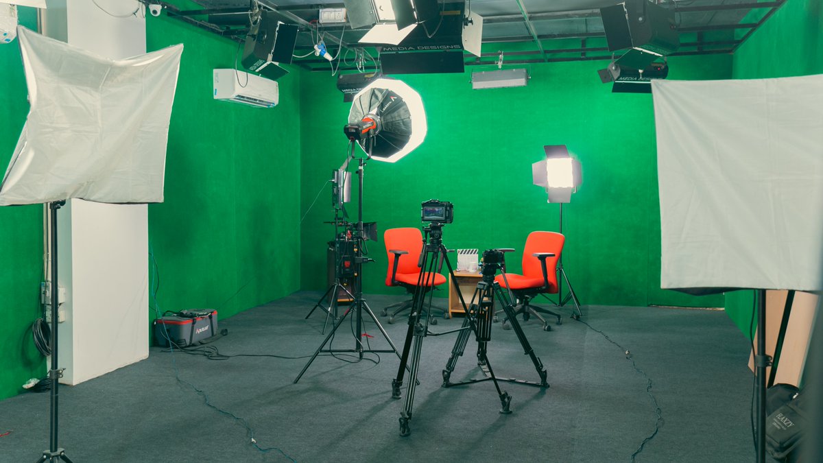 mediandesigns's tweet photo. Media Designs Chroma Cum Shooting Studio @ Naraina, New Delhi
#videostudio #chromastudio #photostudio #inhousestudio
#corporatefilms #corporatefilmmakers #greenscreenstudio https://t.co/KRkCUqK54p