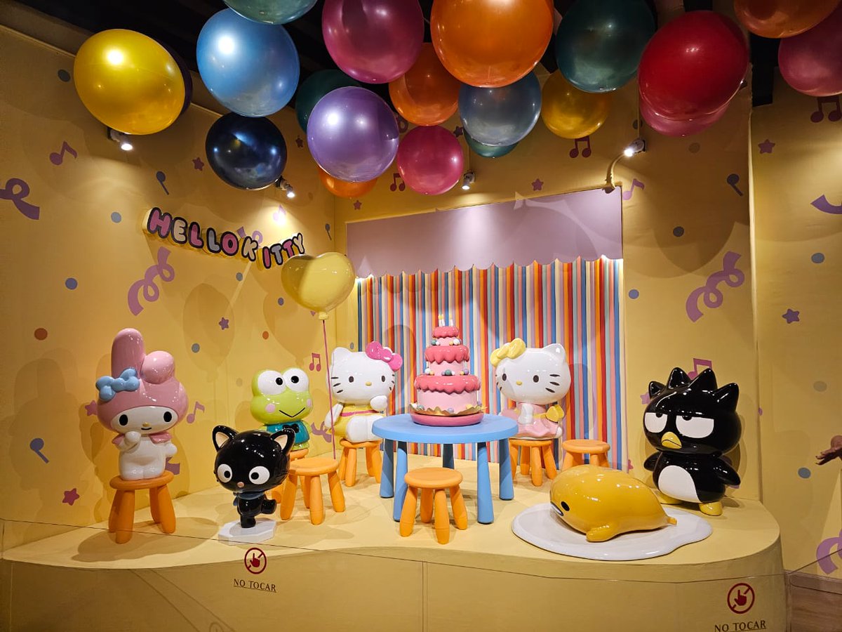kyo_kanon_KSG's tweet image. Today we went to the Hello Kitty cafe, one of the ones in Mexico, it's very cute and it was great, the food was also delicious 😄💗✨ 
#HelloKitty #HelloKittyCafe
