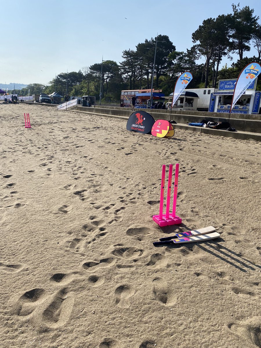 All set up for #promxtra on the Prom, if your here, come and say hello and give Cricket a go 🏏☀️😎 <a href="/CricketWales/">Criced Cymru / Cricket Wales 🏏🏴󠁧󠁢󠁷󠁬󠁳󠁿</a> <a href="/GlamCricket/">Glamorgan Cricket 🏆</a> #wearewelshcricket #AllStarsCricket #DynamosCricket #BeachCricket