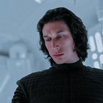 driversoloswif1's tweet photo. The villain.   //                  The real villain https://t.co/VPlmA1nzma